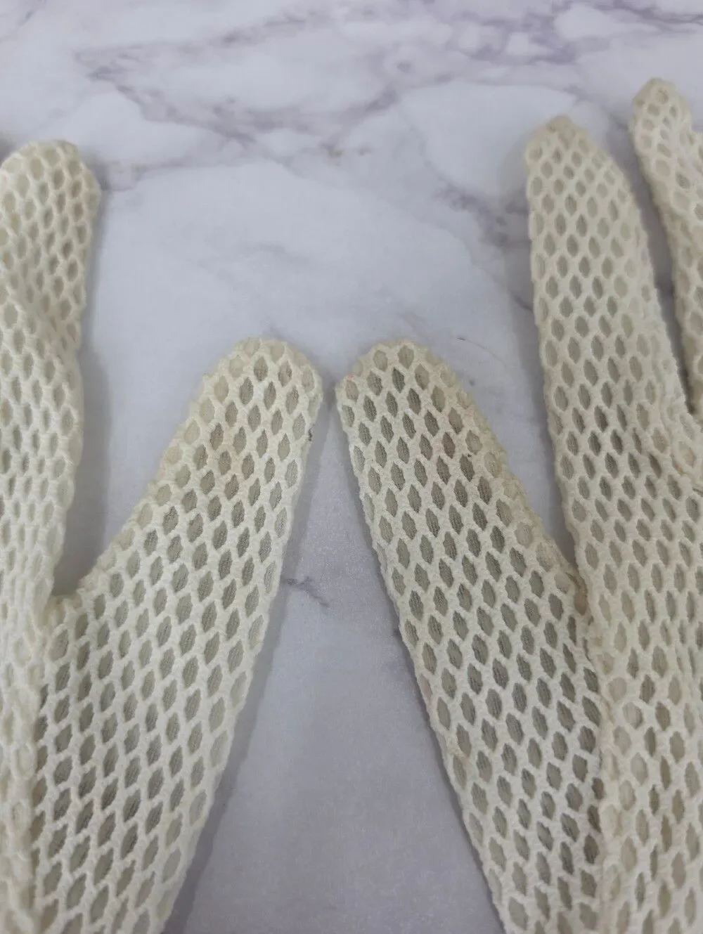 Vintage Japan Off White Mesh Fishnet Gloves